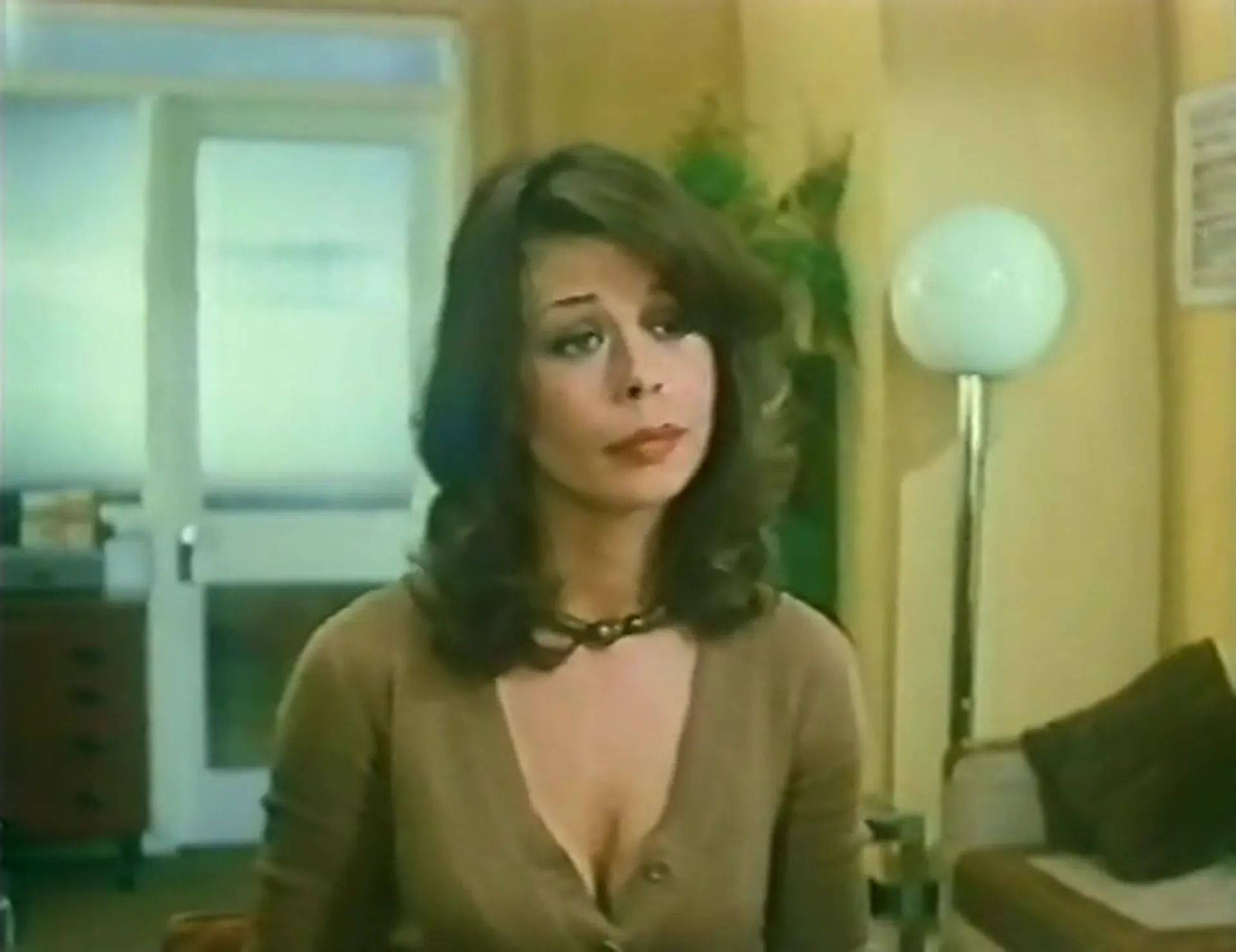 Under the Doctor scene still 1