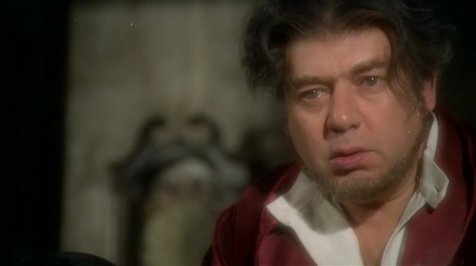 Dr. Jekyll Likes Them Hot scene still 4