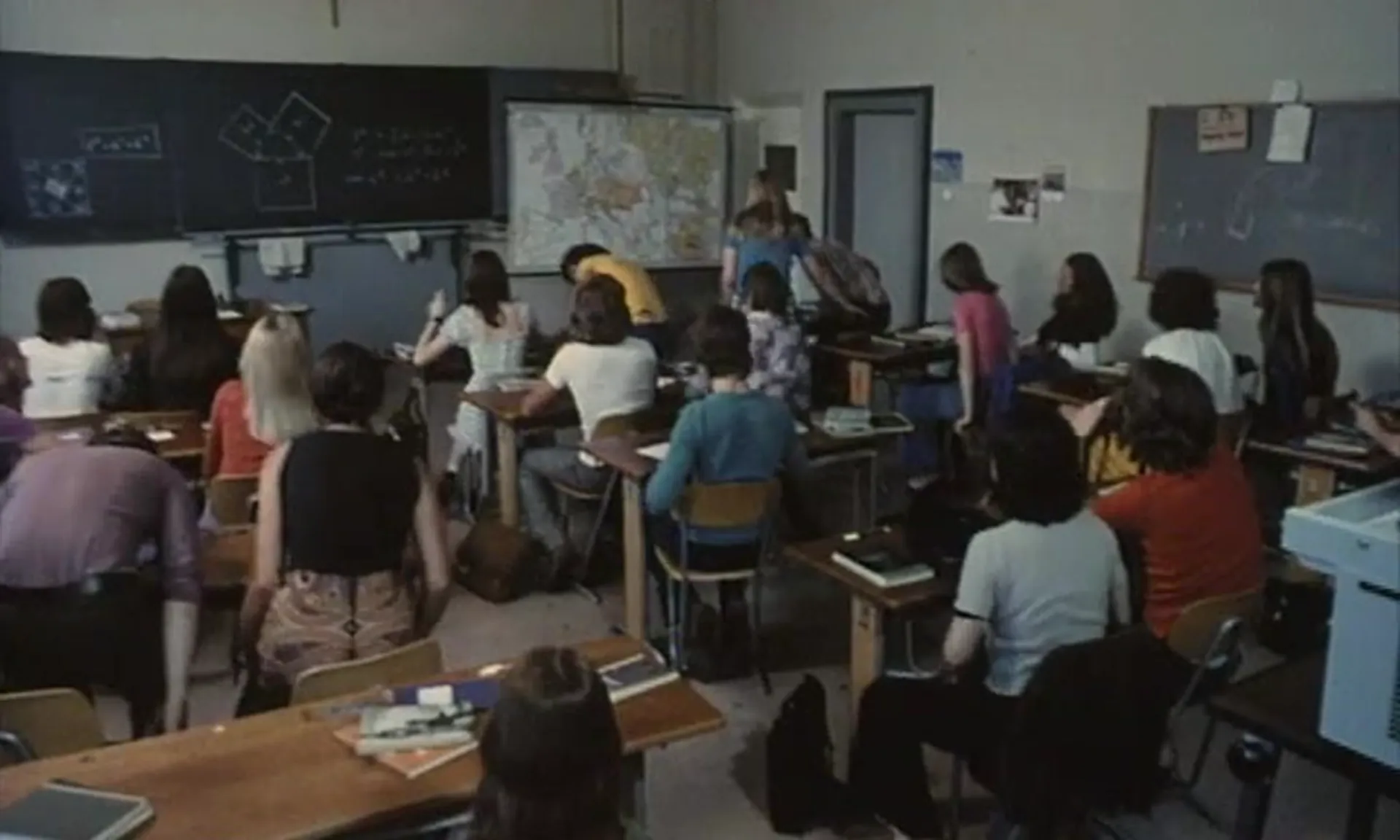 Campus Pussycats scene still 1