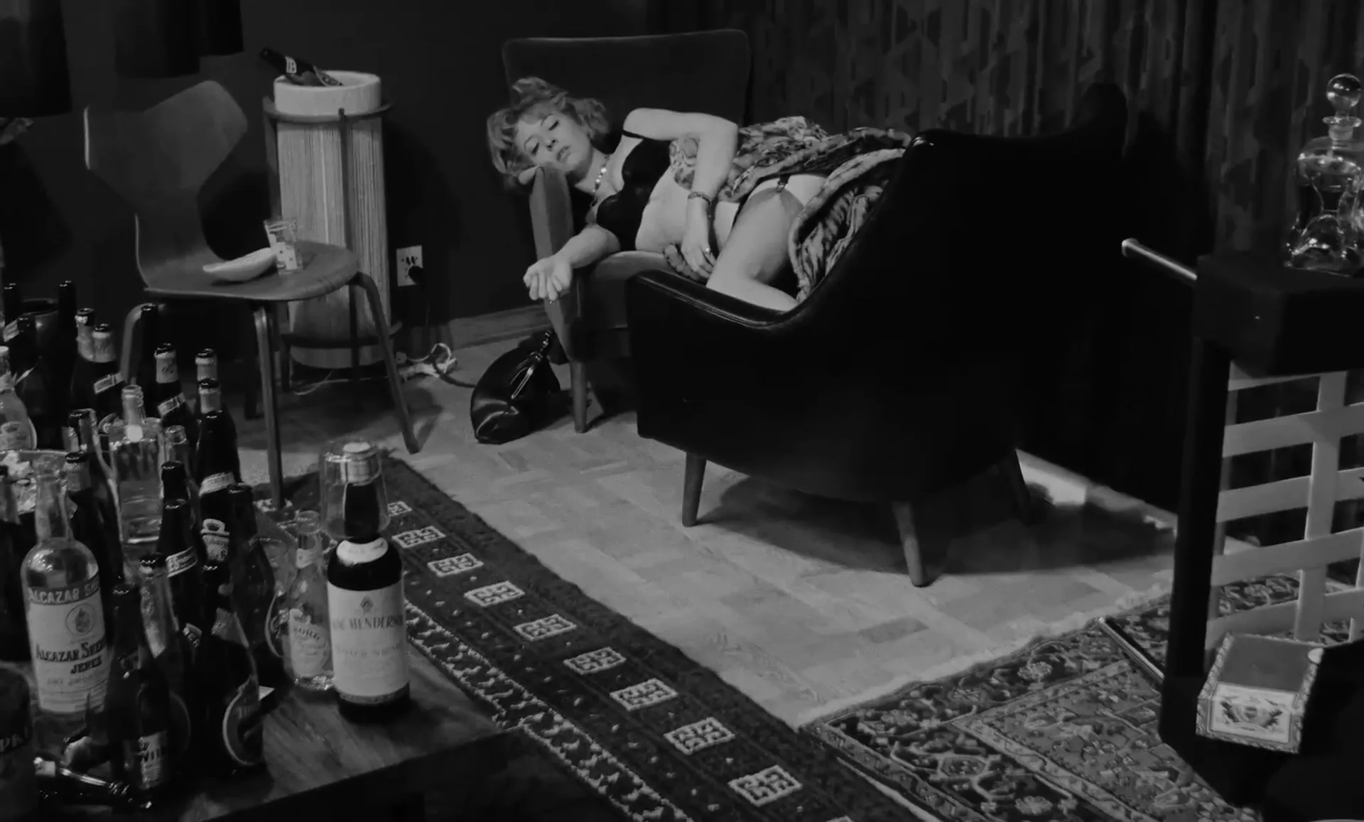 Days of Sin and Nights of Nymphomania scene still 6