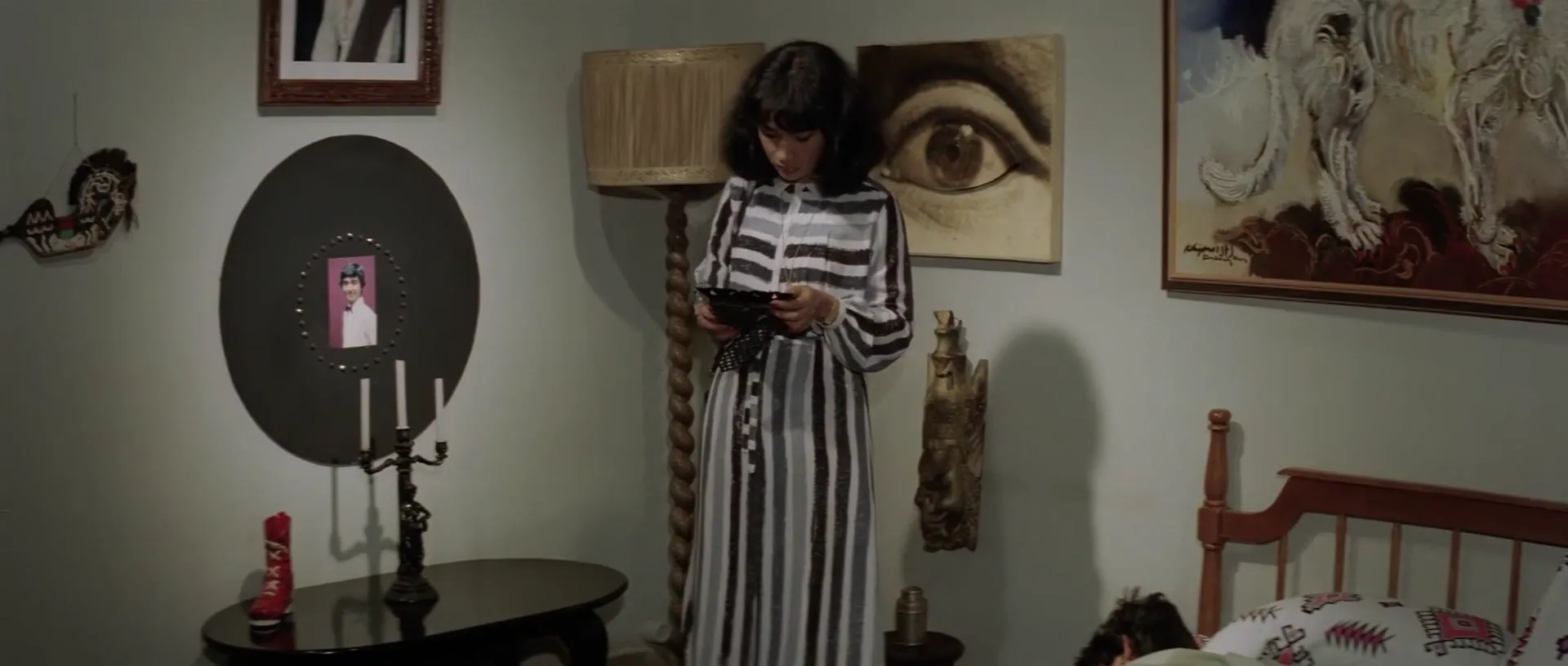 Satan's Slave scene still 1