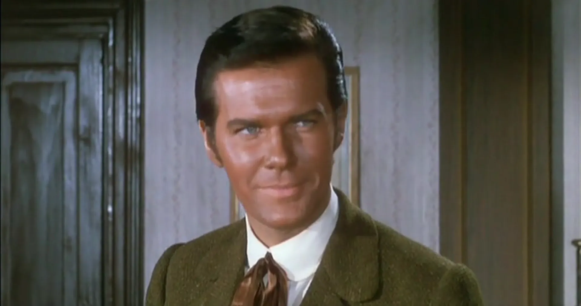 The Magnificent Texan scene still 4