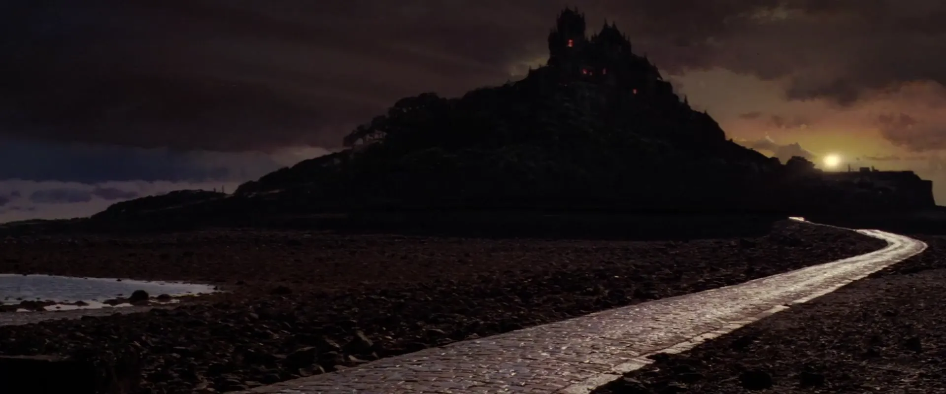 Dracula scene still 4