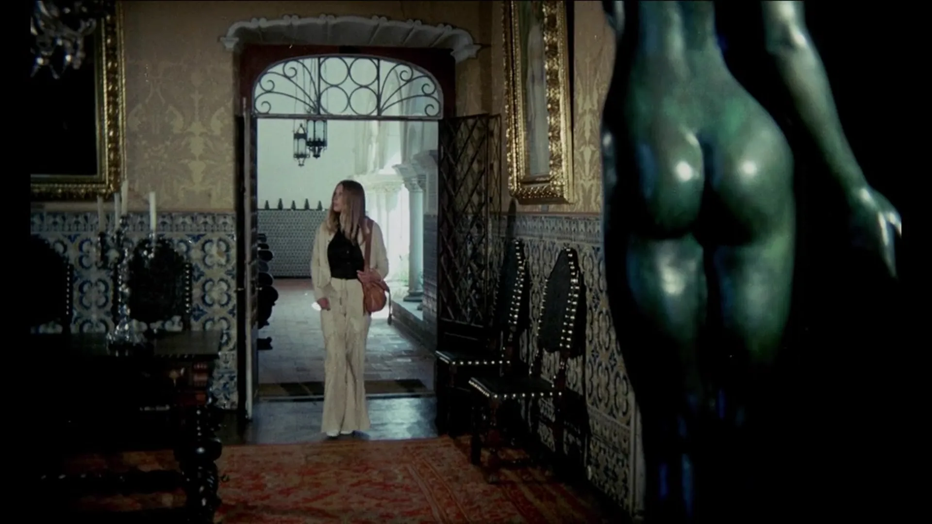 A Virgin Among the Living Dead scene still 1