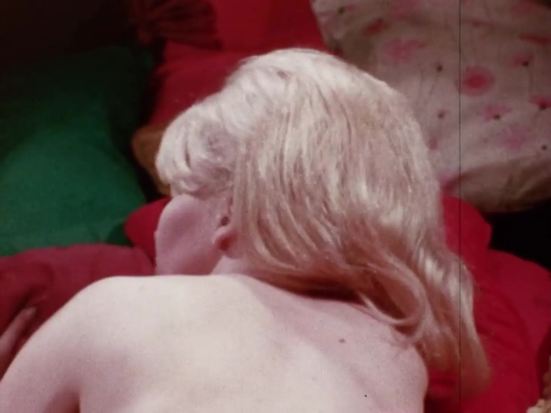 Her Odd Tastes scene still 5
