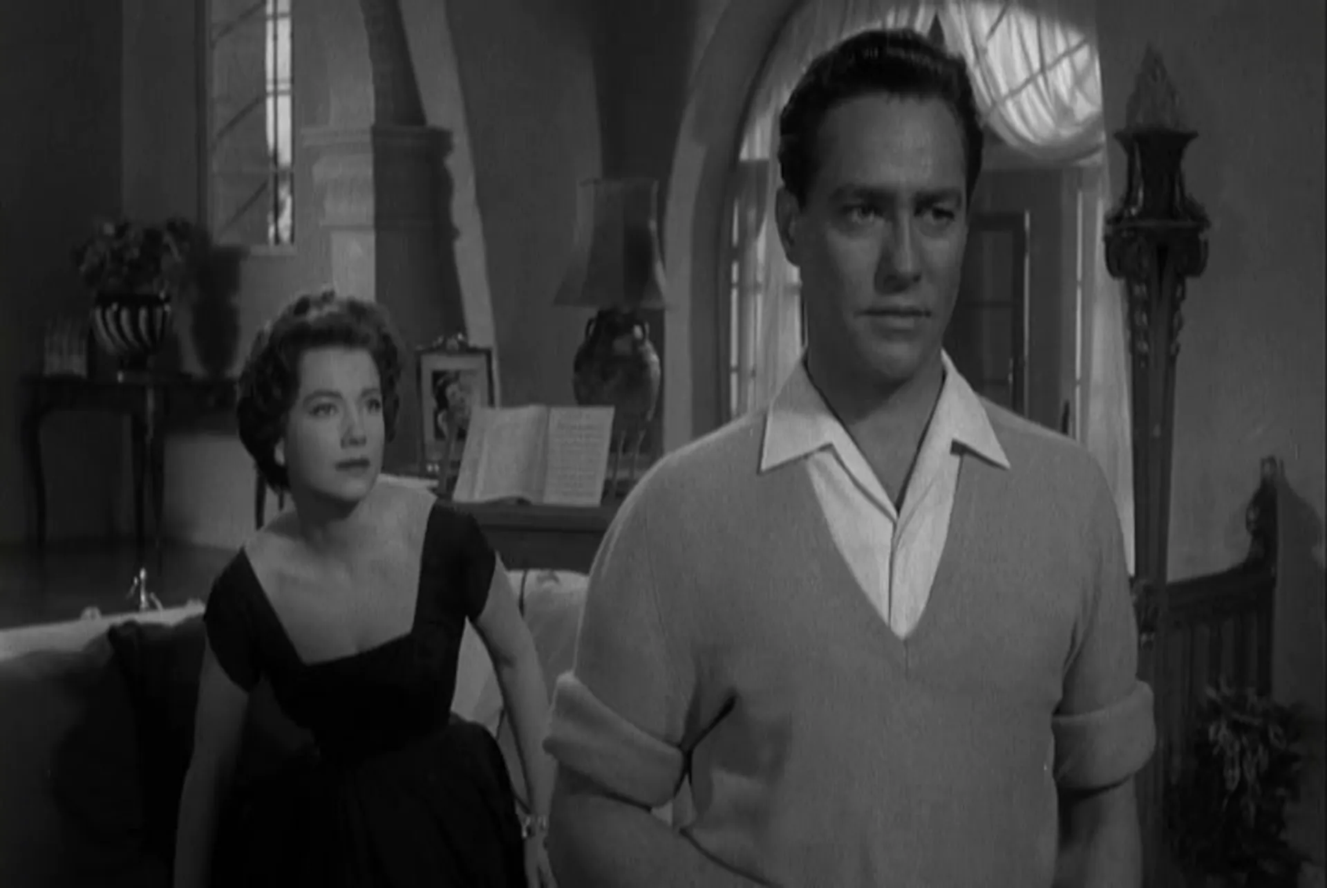 Chase a Crooked Shadow scene still 8