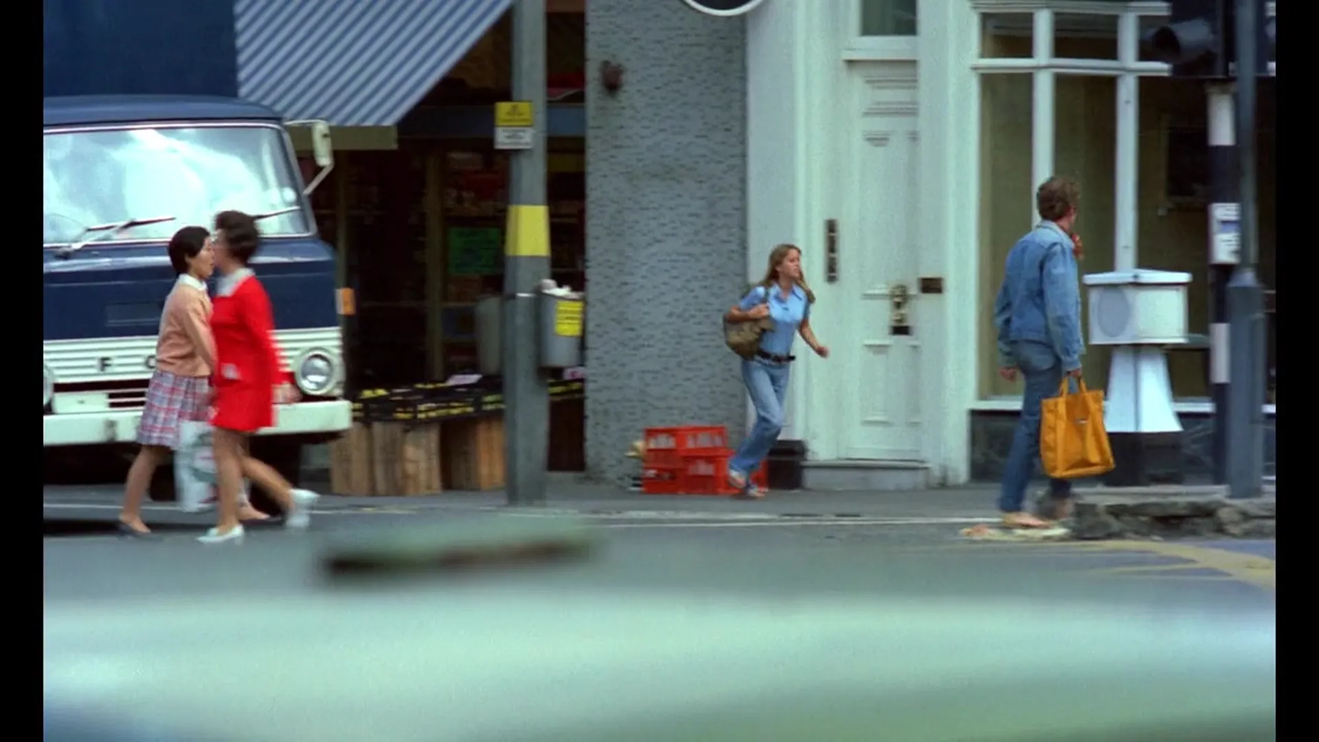 Die Screaming Marianne scene still 2