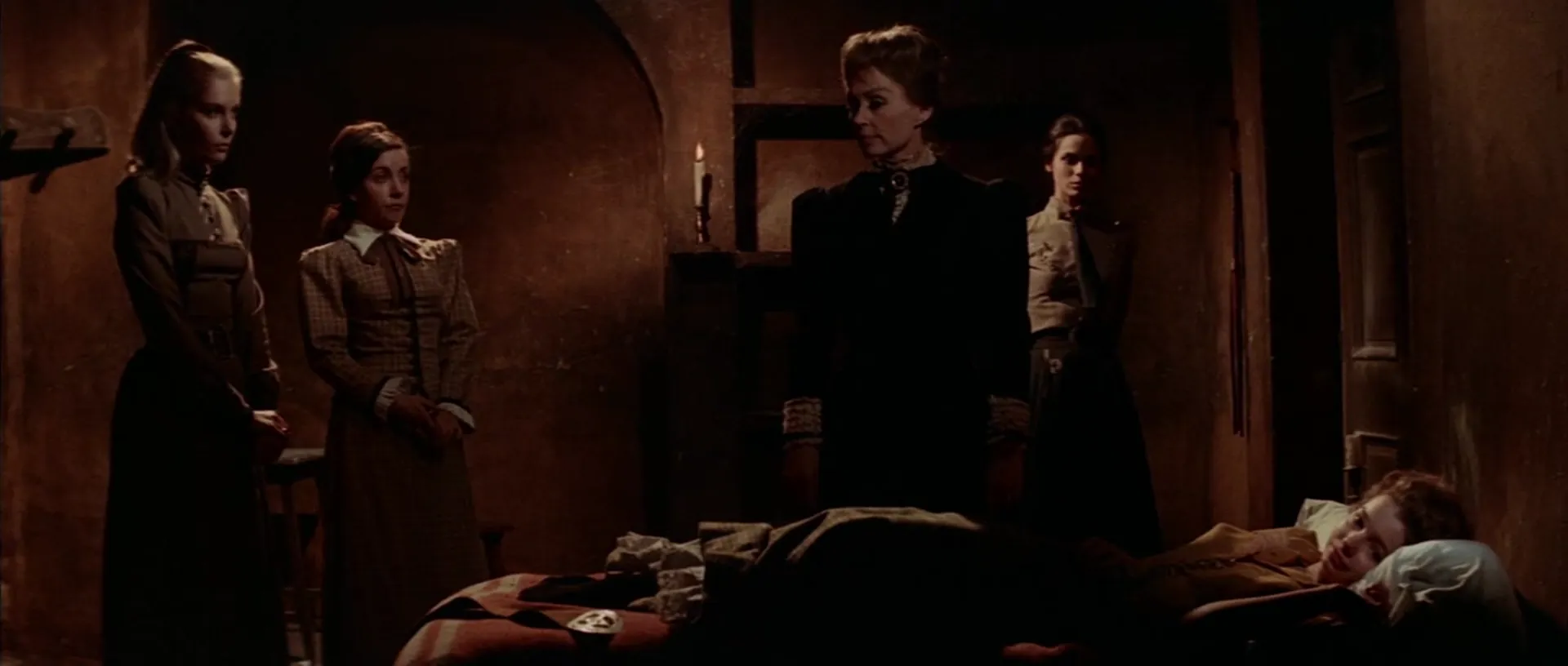 The House That Screamed scene still 2
