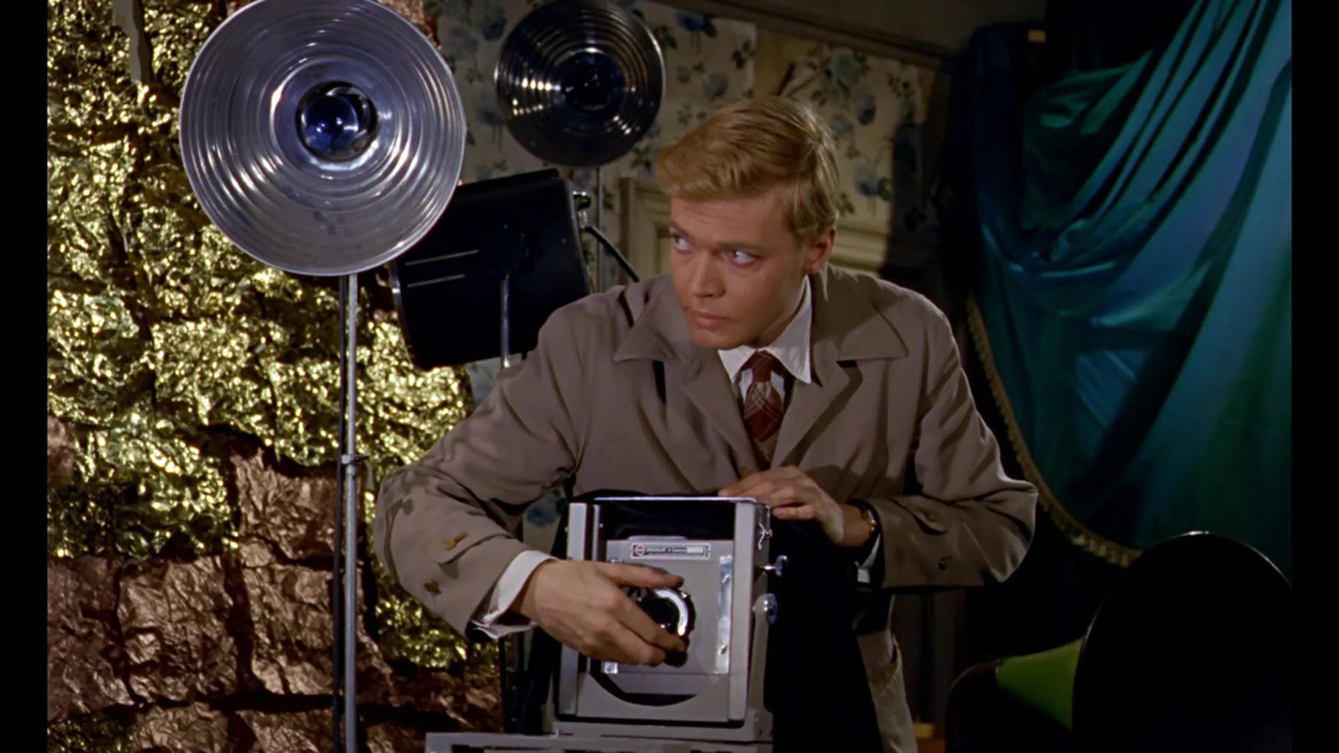 Peeping Tom scene still 1