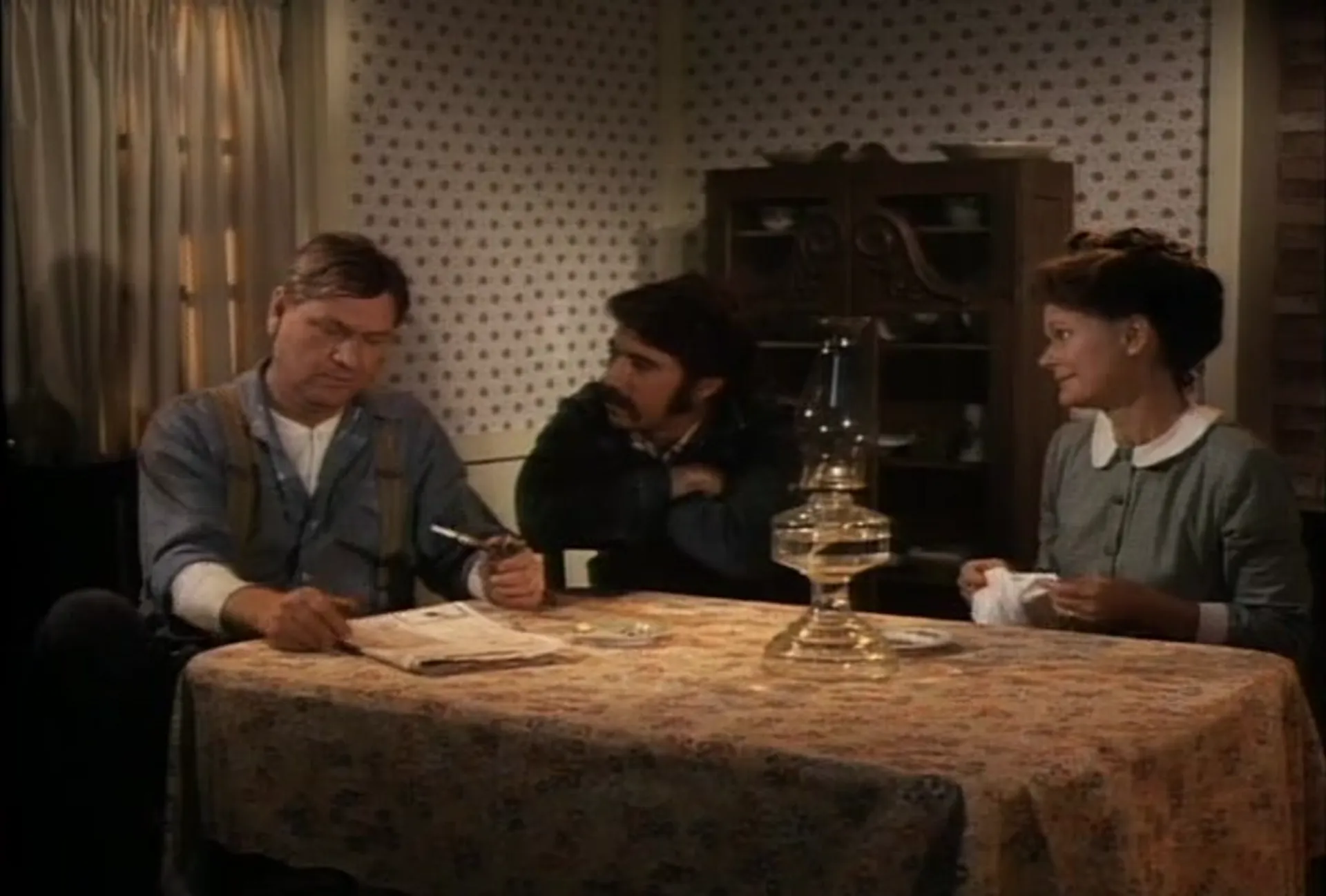 Little Laura and Big John scene still 4