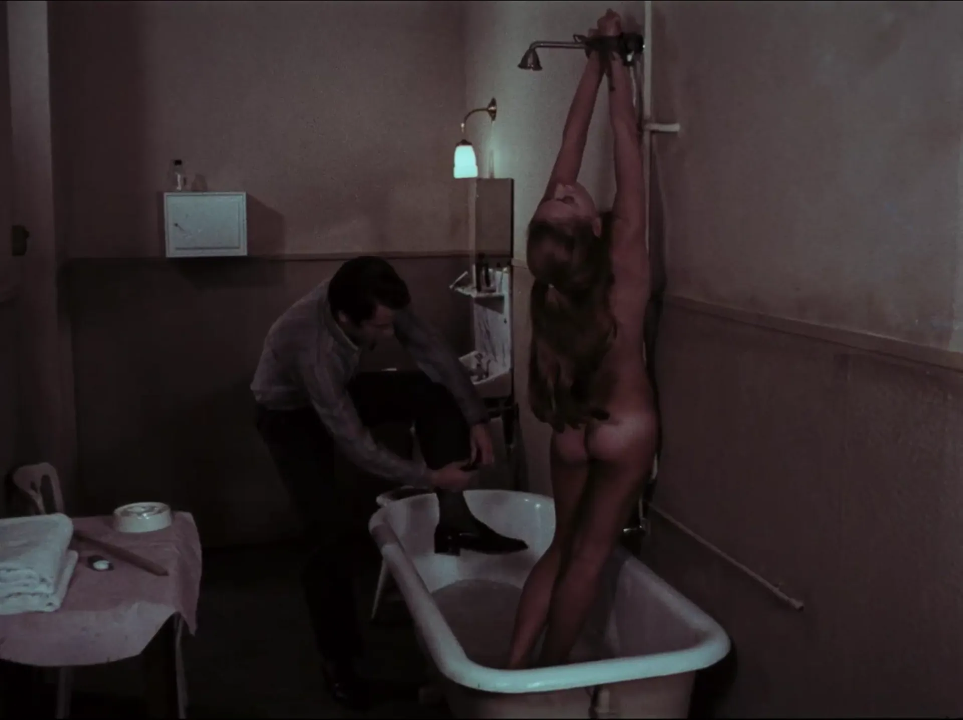 Obsessions scene still 2