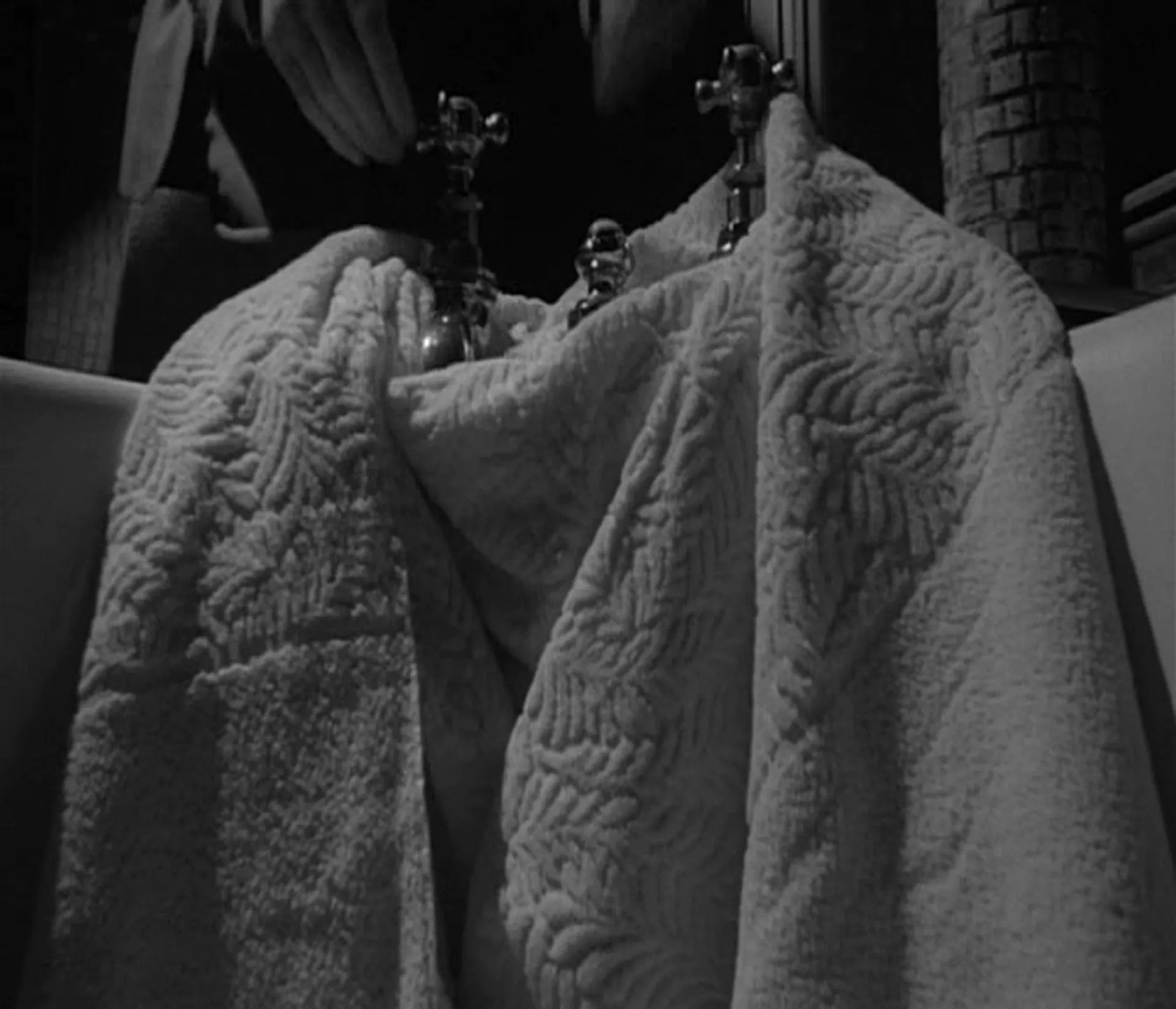 The Naked Edge scene still 12