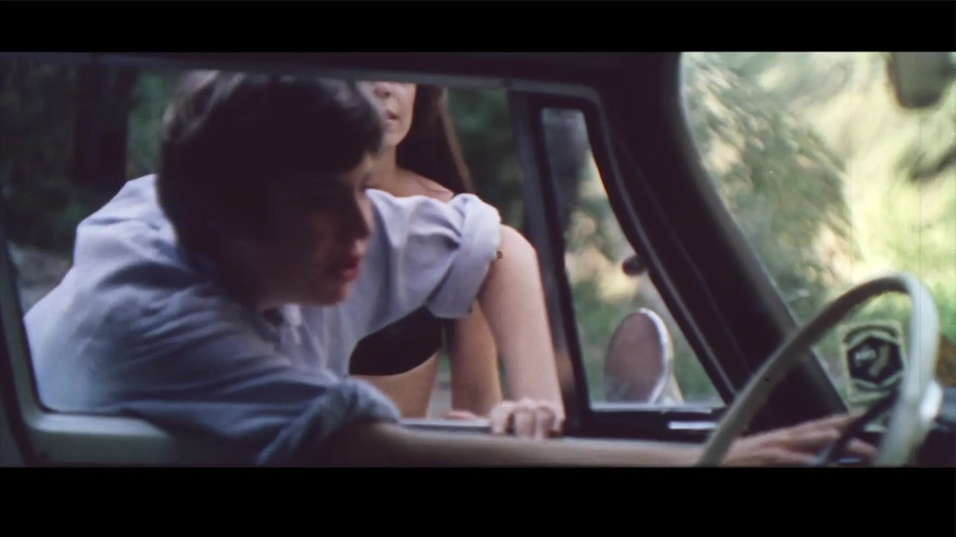 The Girls from Thunder Strip scene still 4