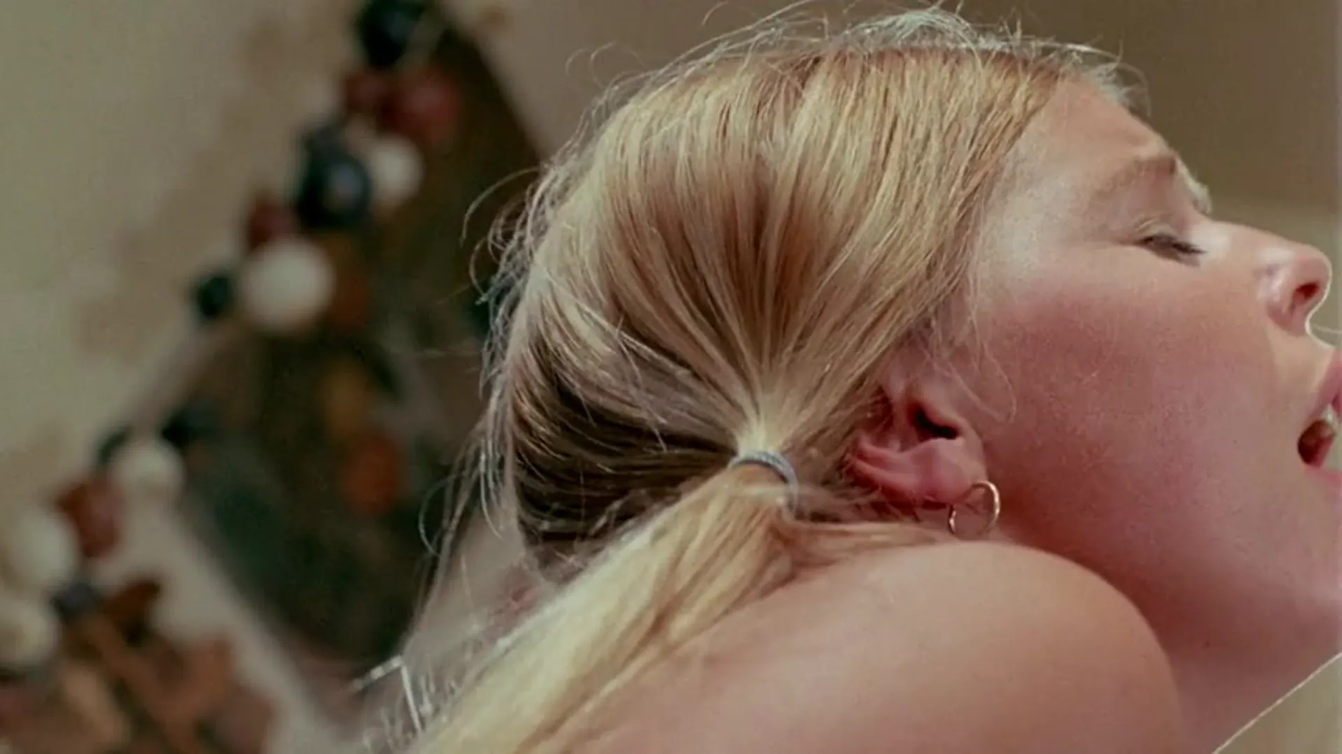 Little Miss Innocence scene still 6