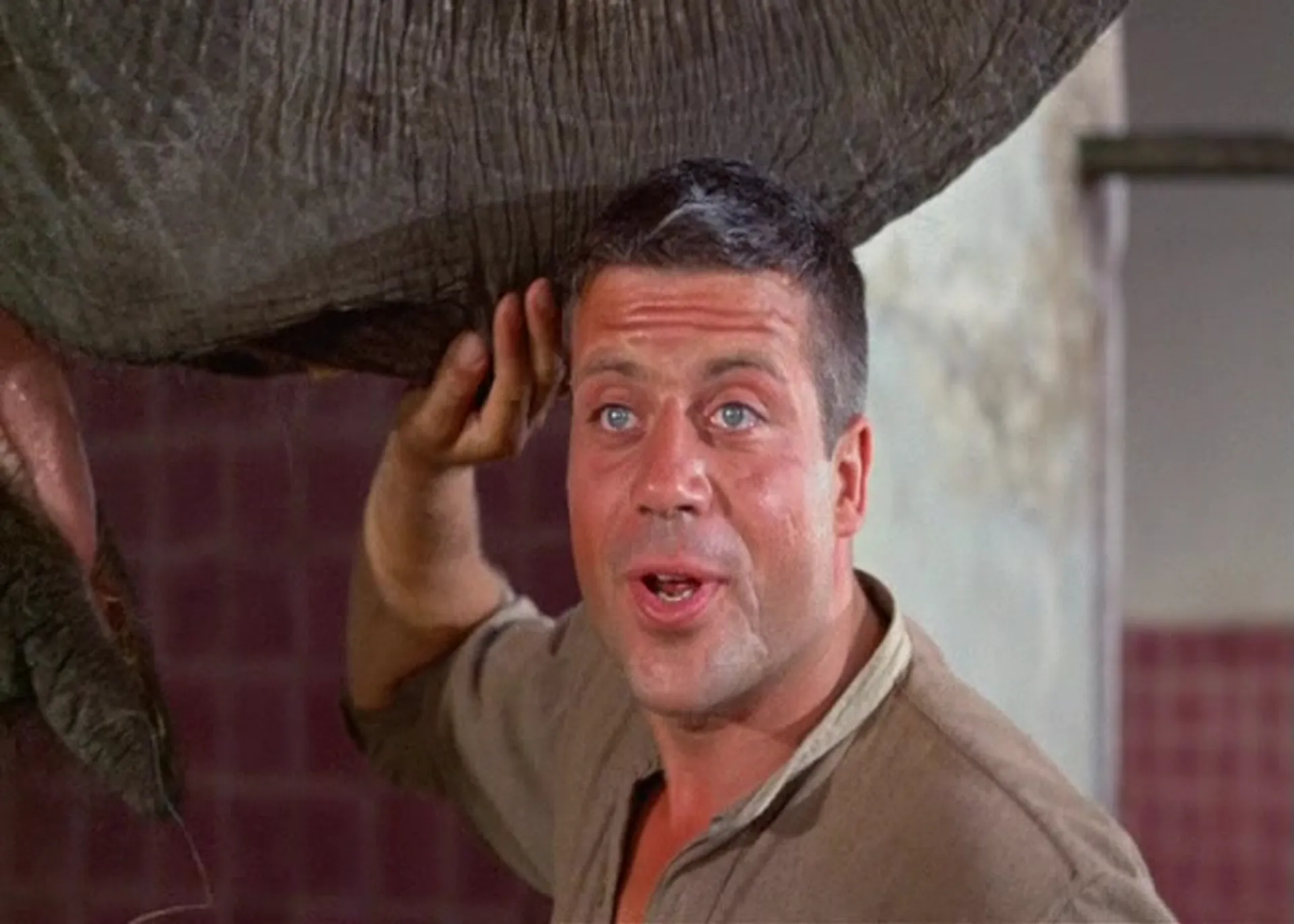 Hannibal Brooks scene still 1