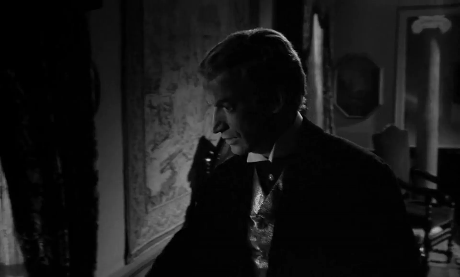 Nightmare Castle scene still 2