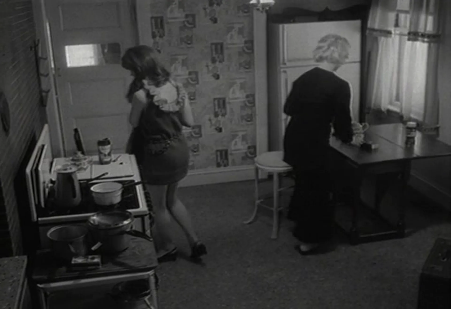 The Kiss of Her Flesh scene still 4
