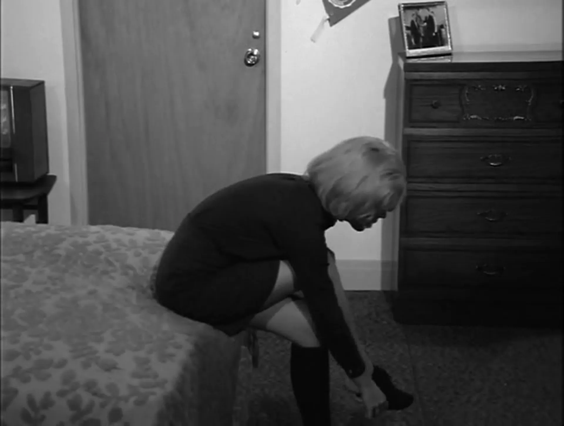 The Alley Tramp scene still 2