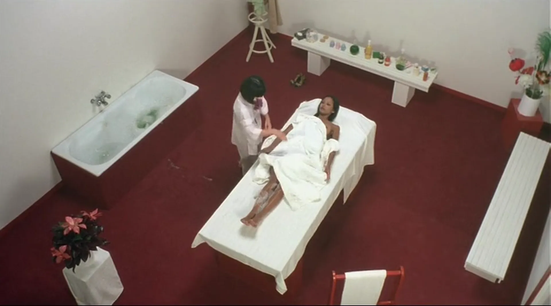 Emanuelle in Bangkok scene still 2