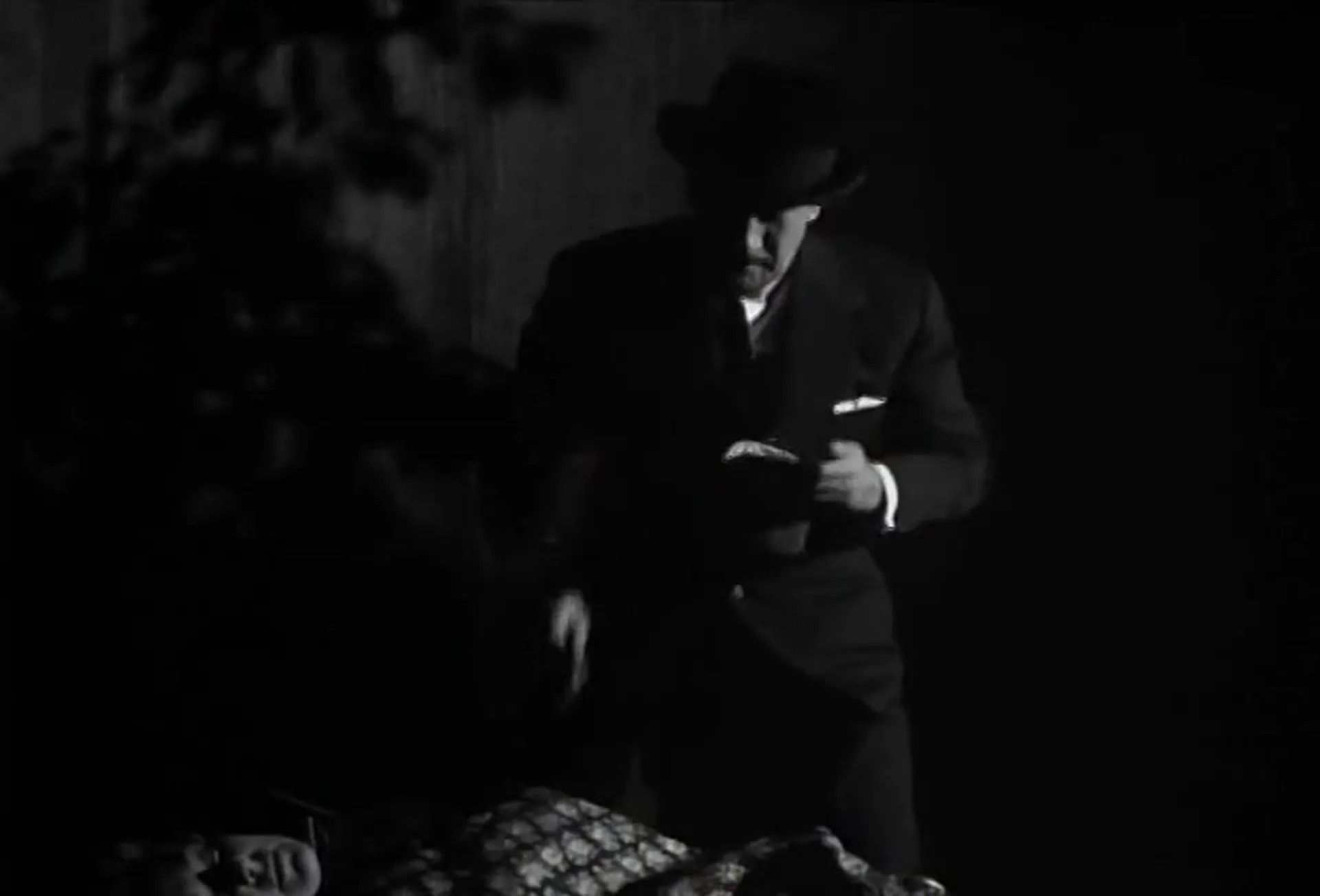 Bluebeard's 10 Honeymoons scene still 3