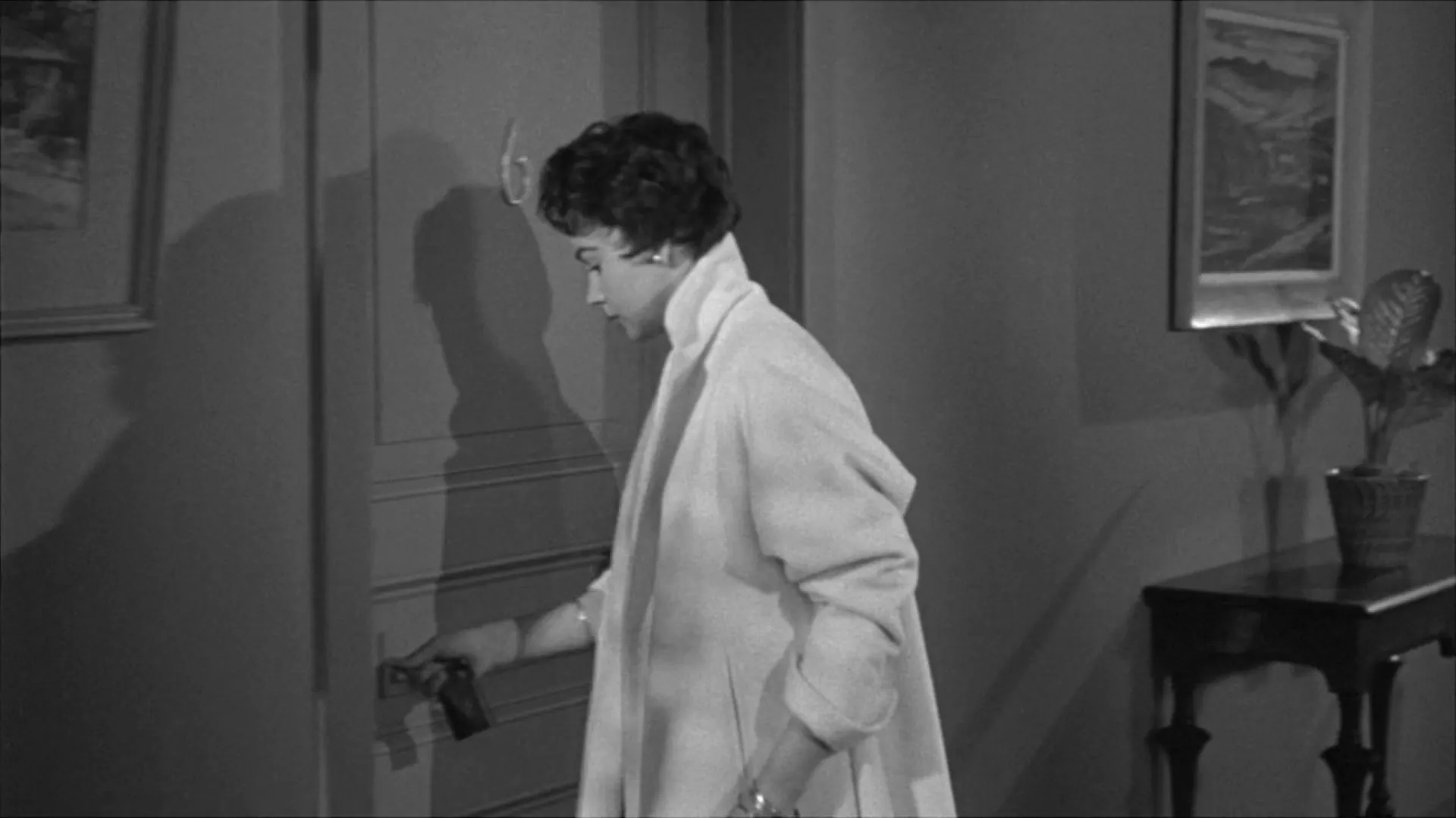 Shield for Murder scene still 3
