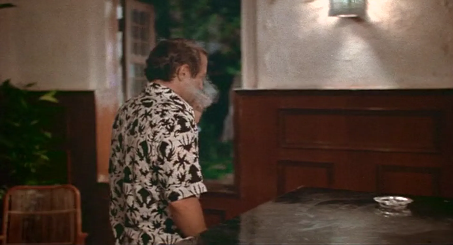 Saint Jack scene still 1