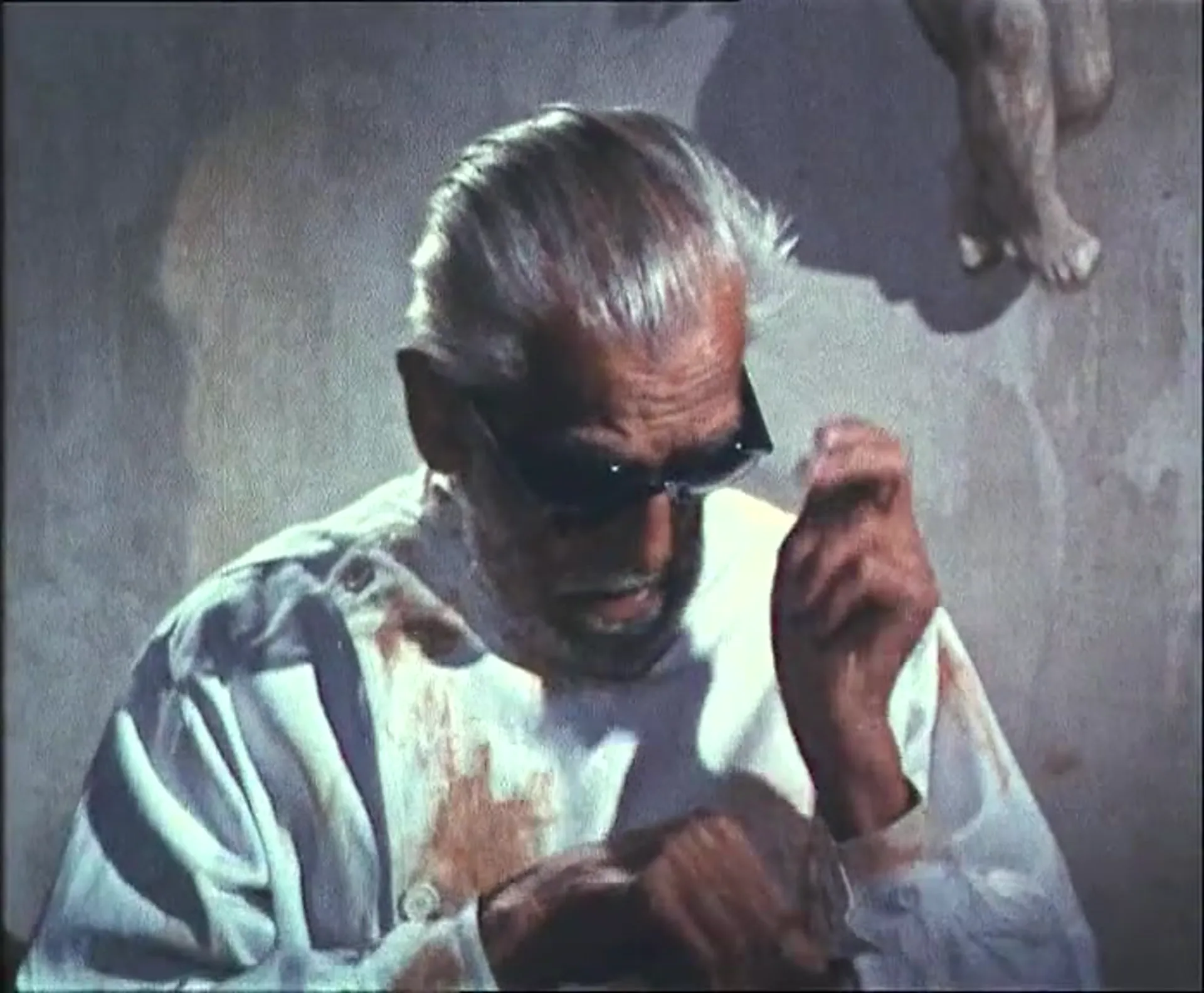 Cauldron of Blood scene still 6