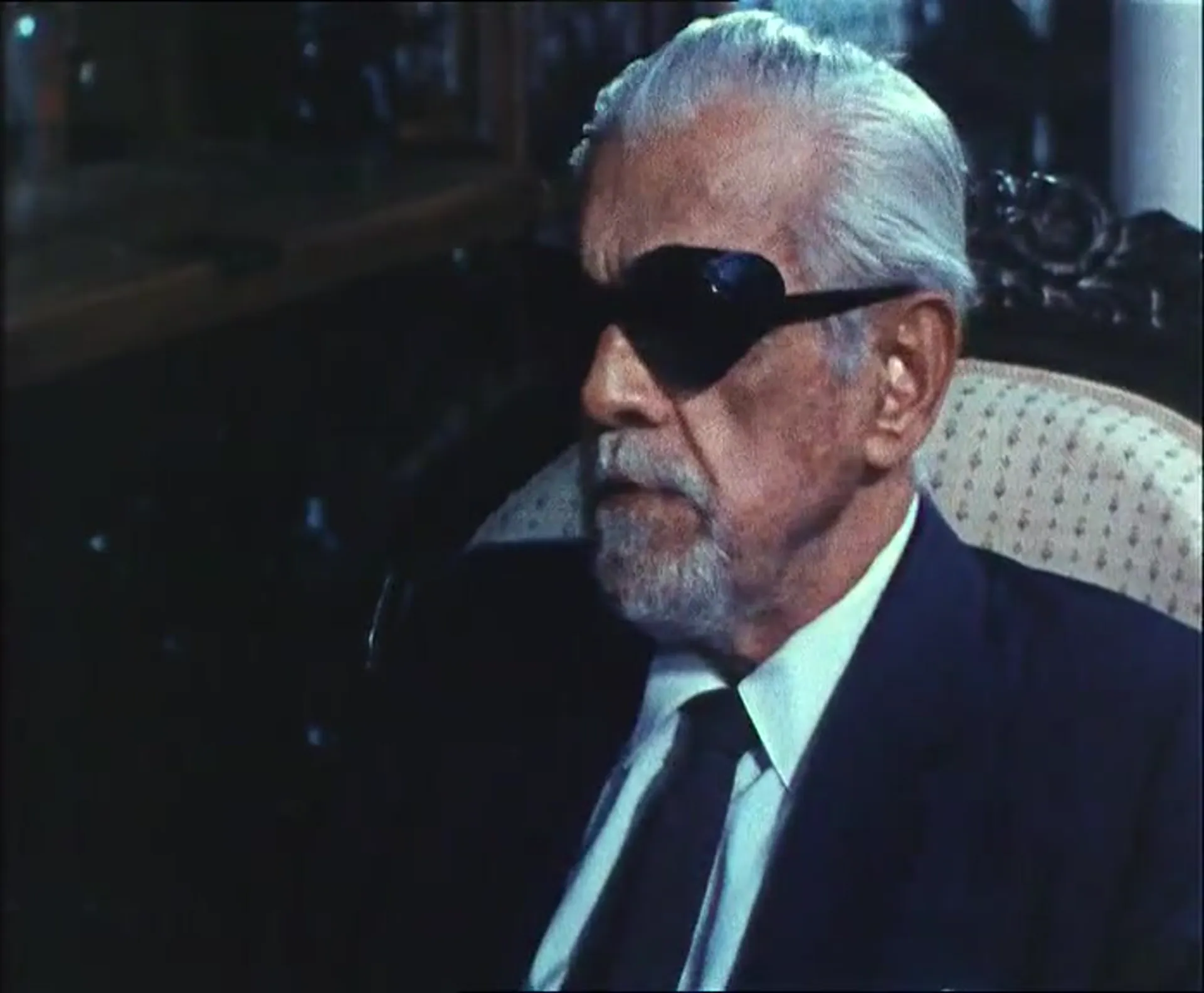 Cauldron of Blood scene still 3
