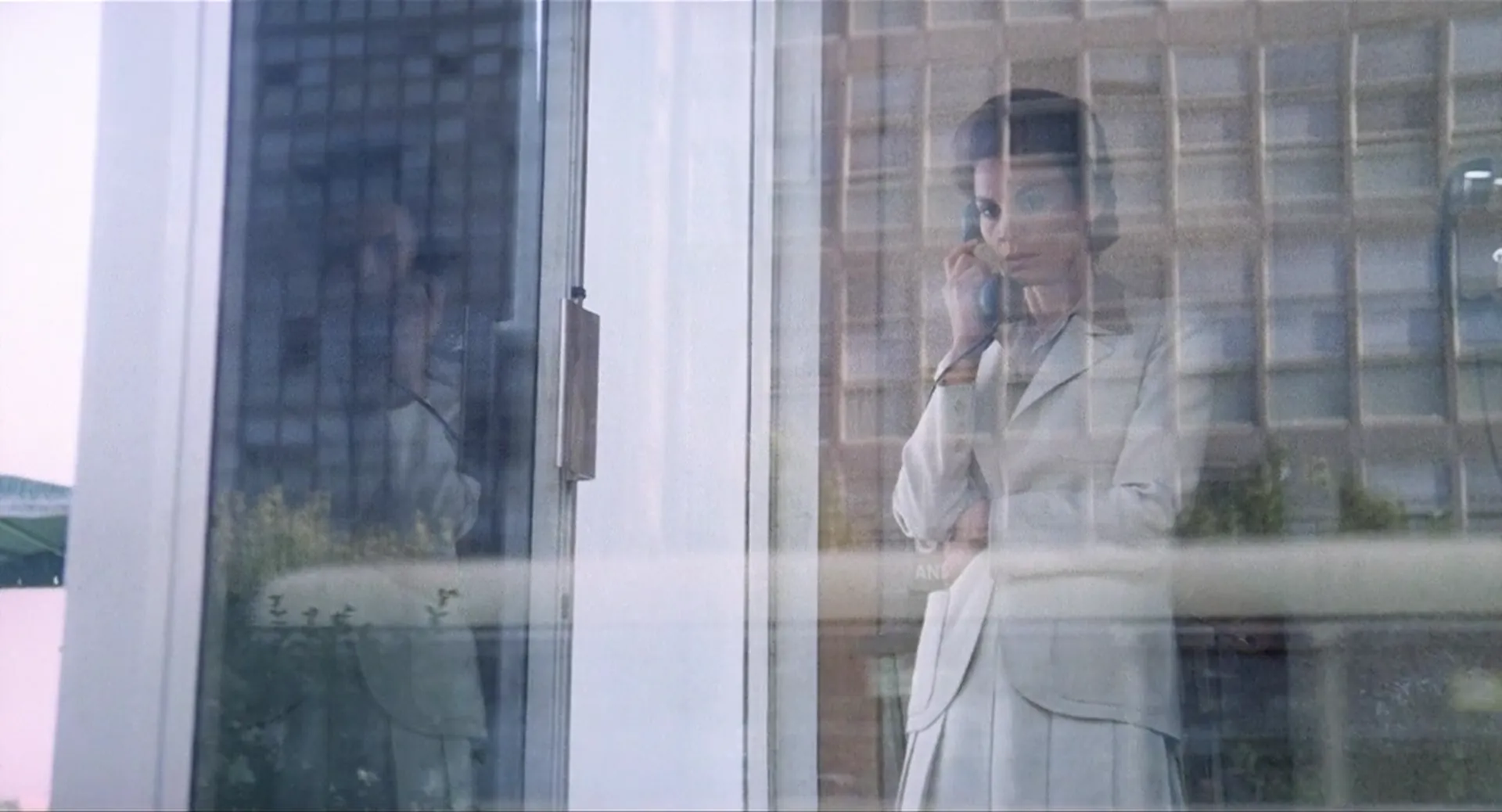 Footprints scene still 1