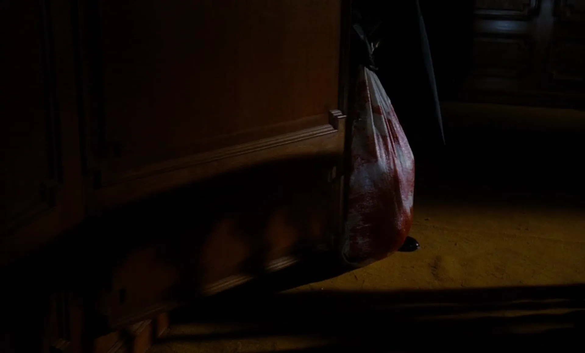 Pieces scene still 3