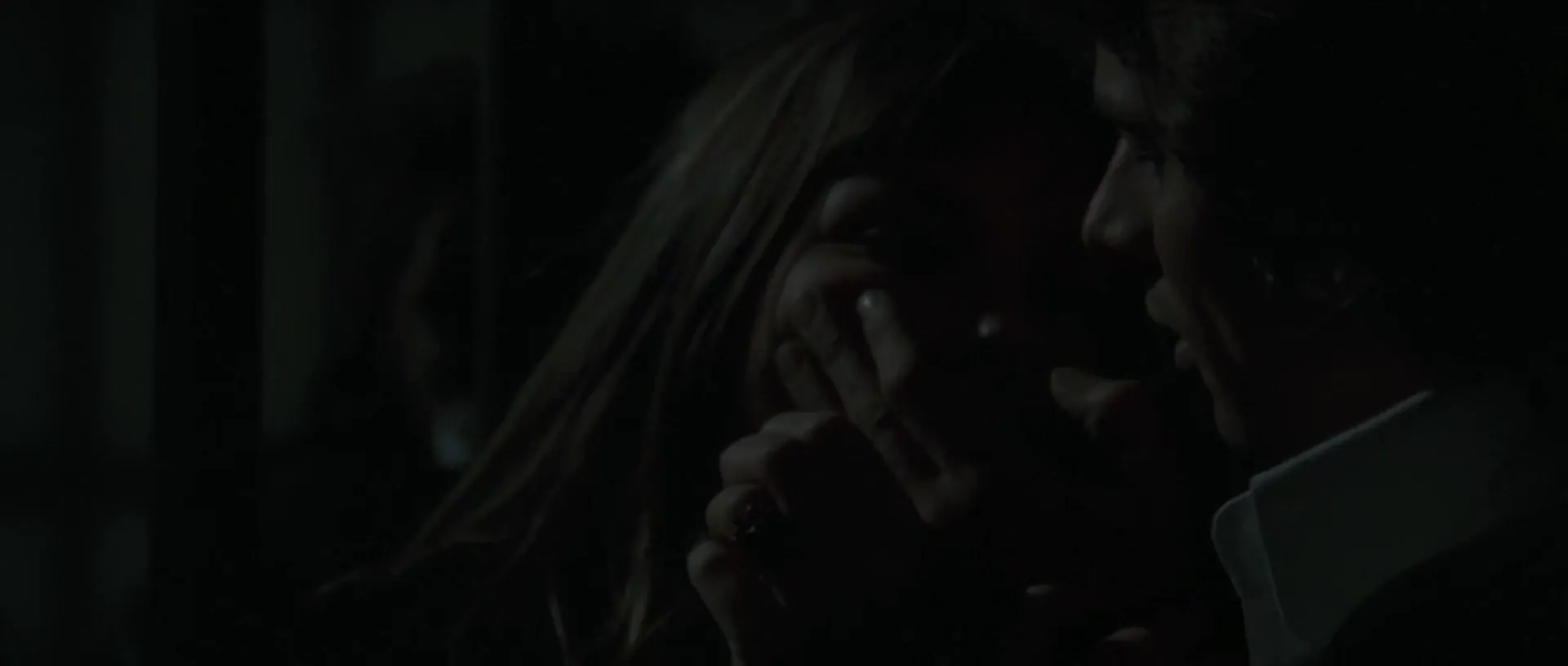 Seven Deaths in the Cat's Eyes scene still 5