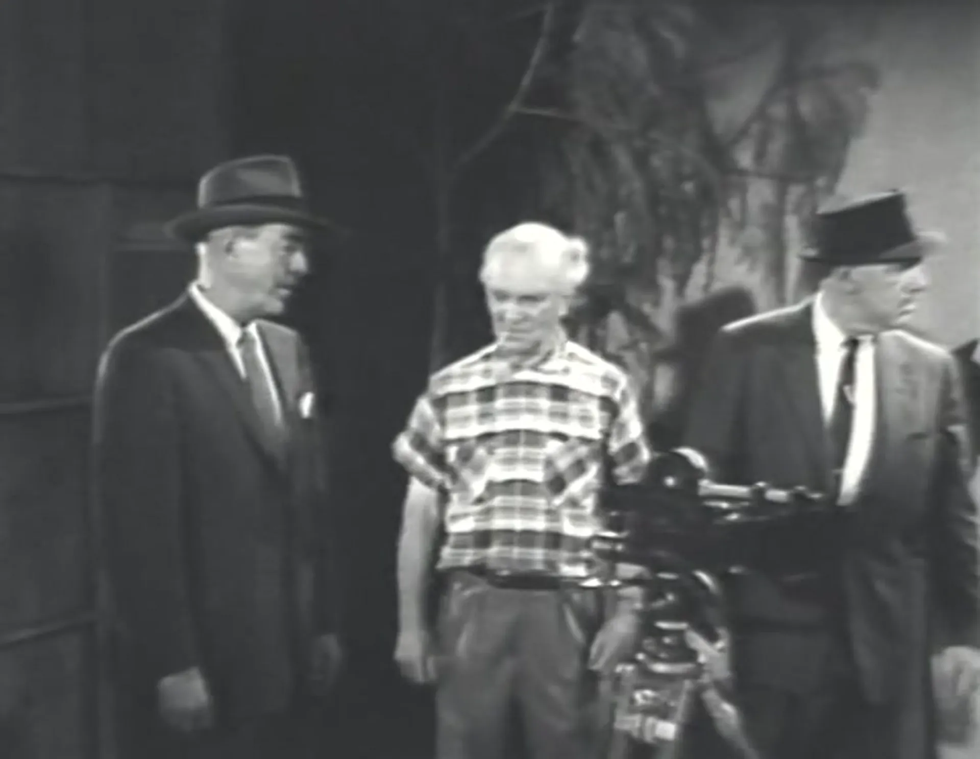 The Sinister Urge scene still 1