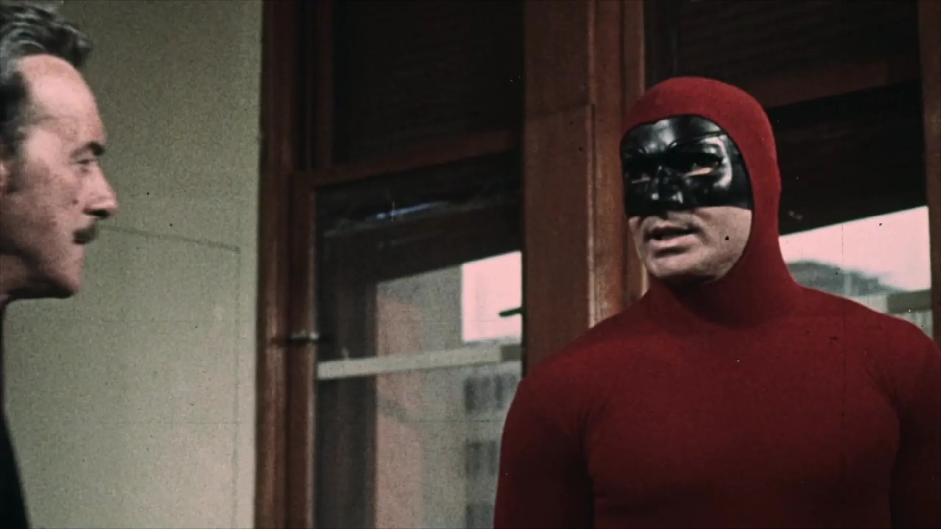 Superargo and the Faceless Giants scene still 2