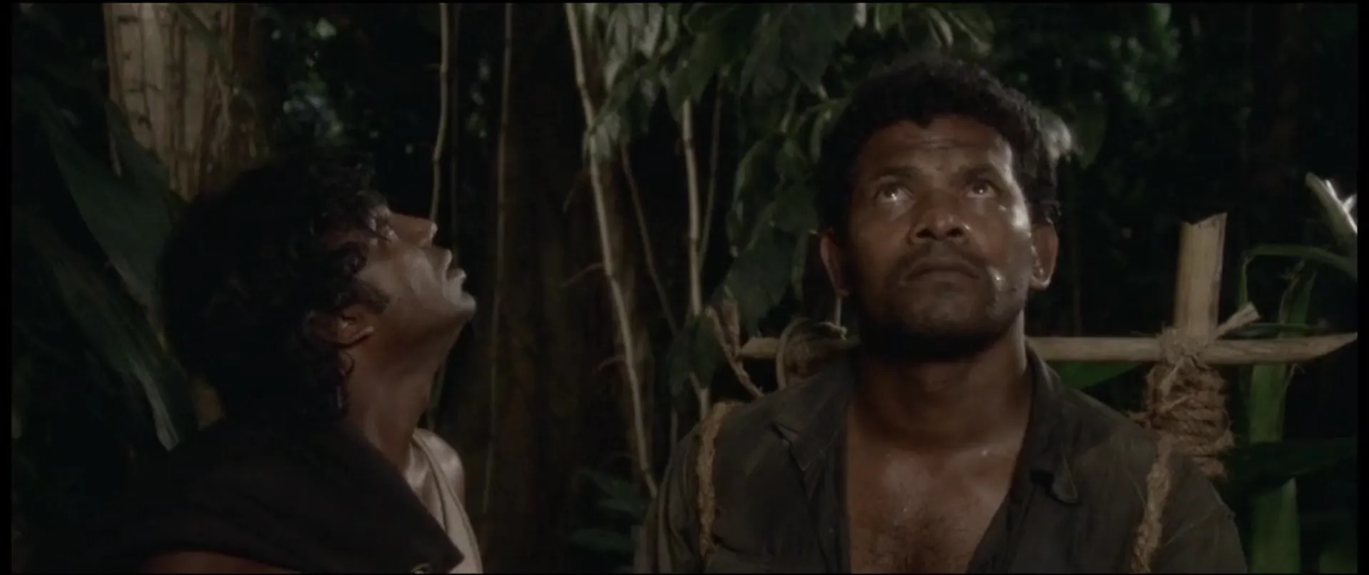 Slave of the Cannibal God scene still 4