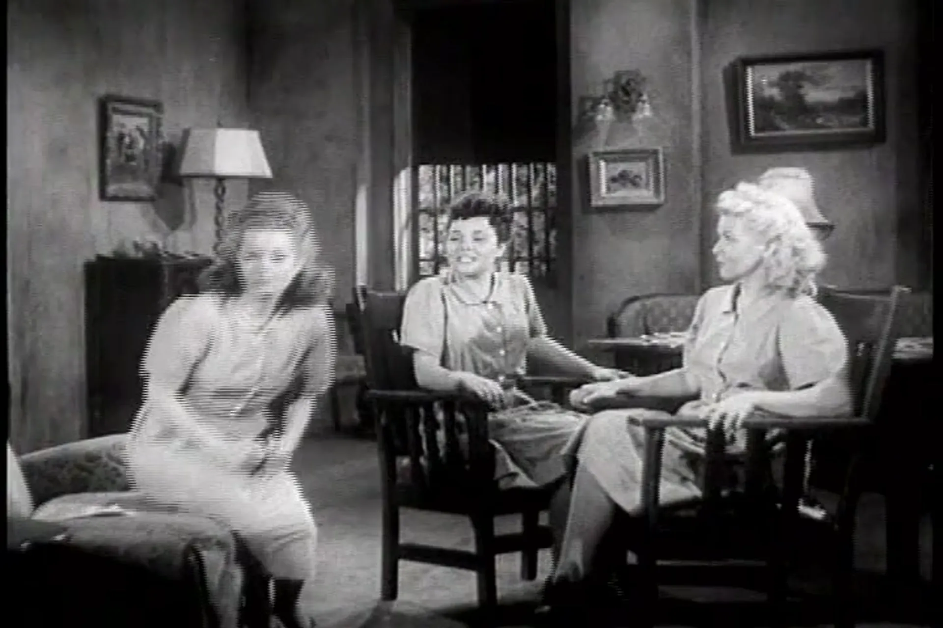 Girls in Chains scene still 10