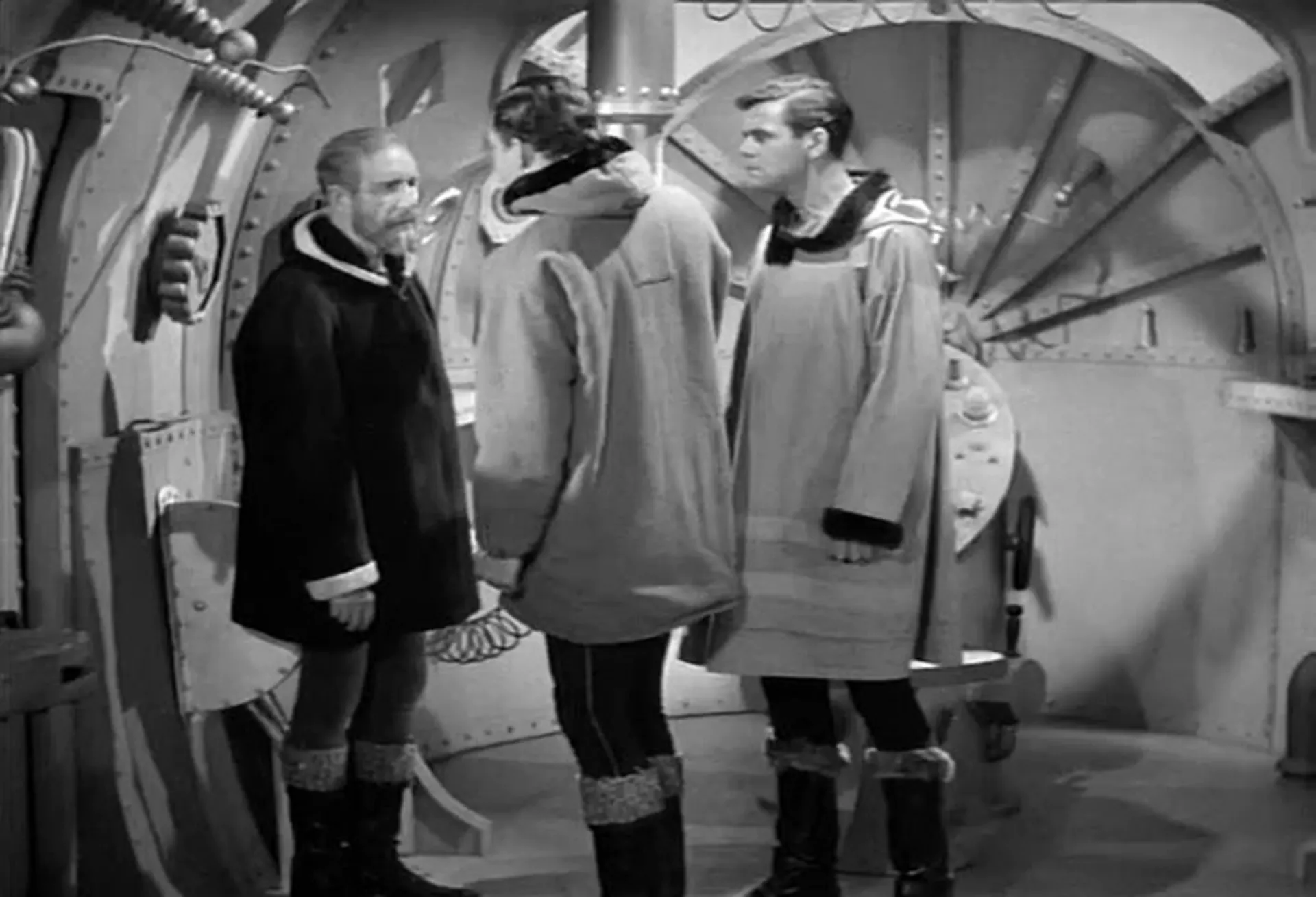 Flash Gordon Conquers the Universe scene still 2