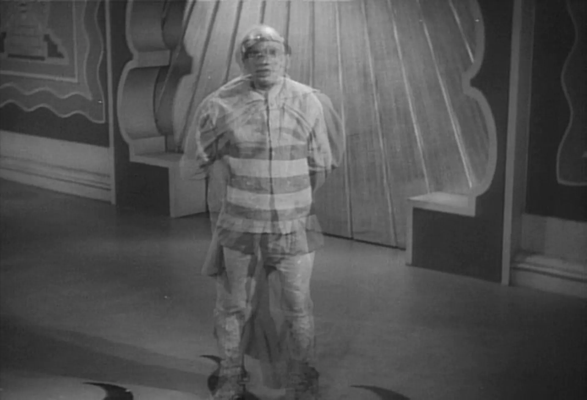 Flash Gordon's Trip to Mars scene still 1