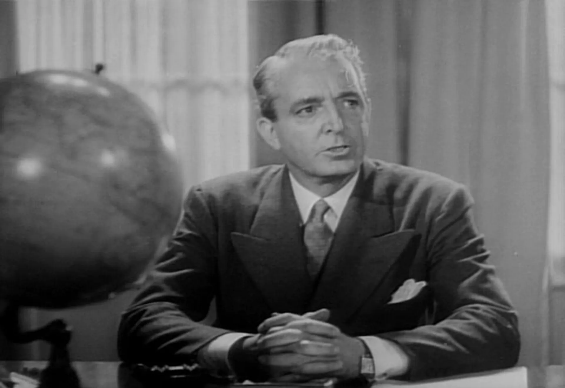 Flash Gordon's Trip to Mars scene still 2