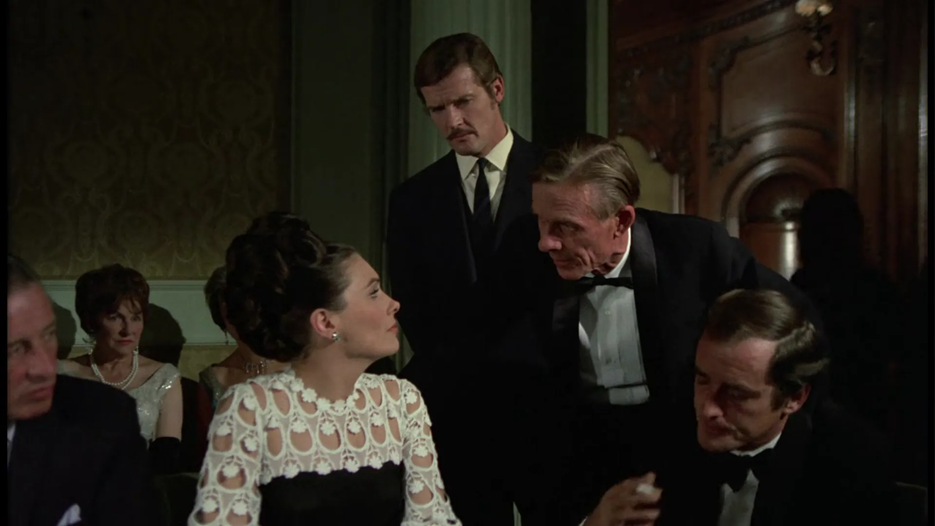 The Man Who Haunted Himself scene still 5