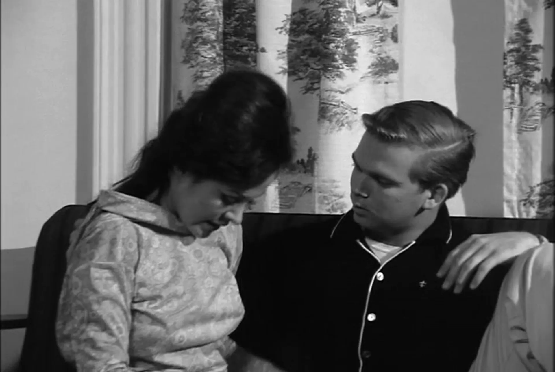Kitten in a Cage scene still 11
