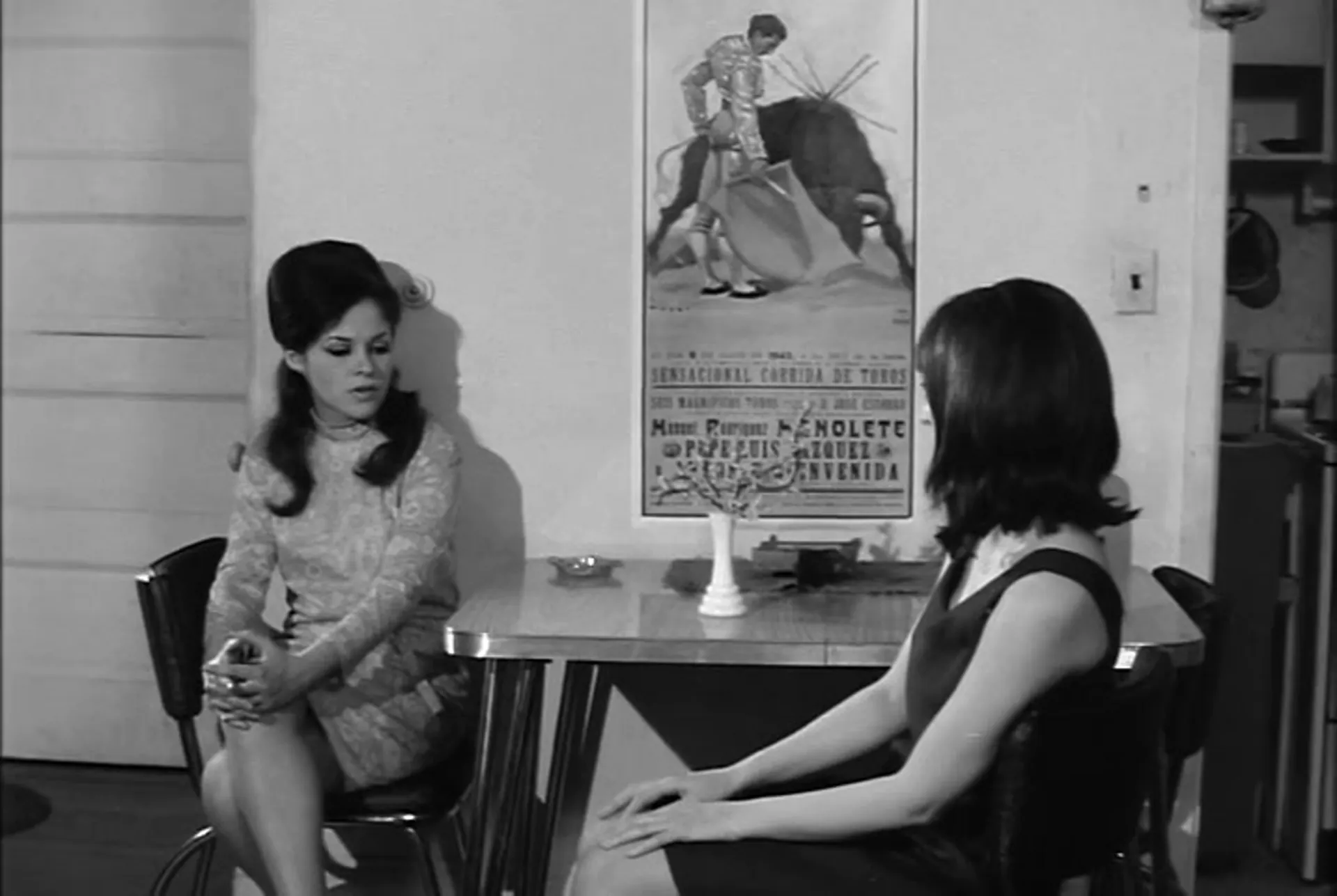 Kitten in a Cage scene still 10
